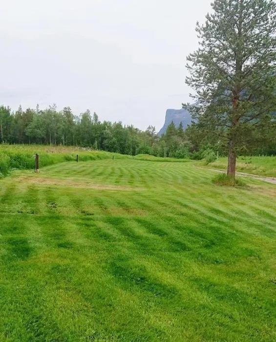 Torfoss Gard, Hytte Utleie, Campingvogn Og Bobil Plasser Potka Bagian luar foto